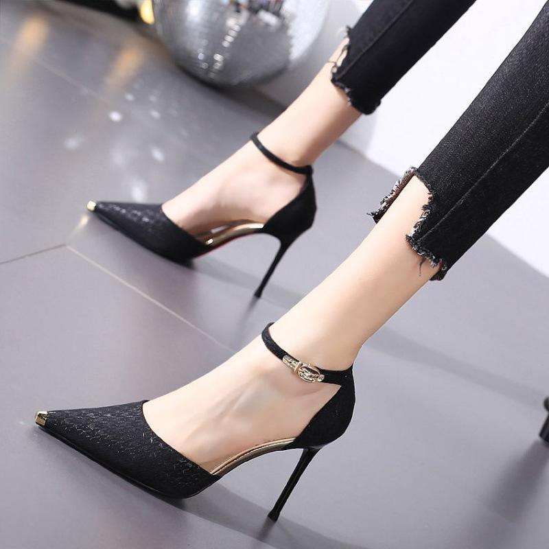 

Shoes women s high-end sense niche high heels new 2025 versatile Internet celebrity sandals thin heel pointed French single shoes 34