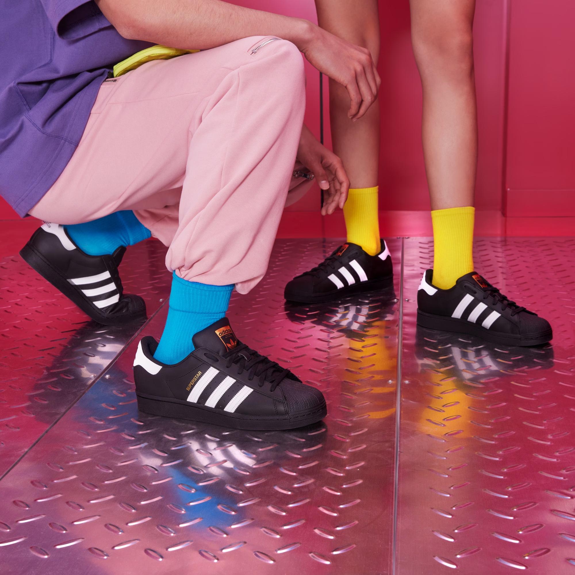 adidas Superstar Core Black Cloud White Gold 35.5