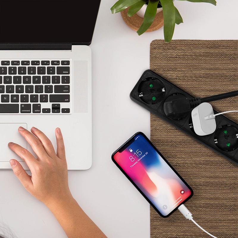 LogiLink Power Strip with 6 Sockets with Protective Contact, Black 1.5m