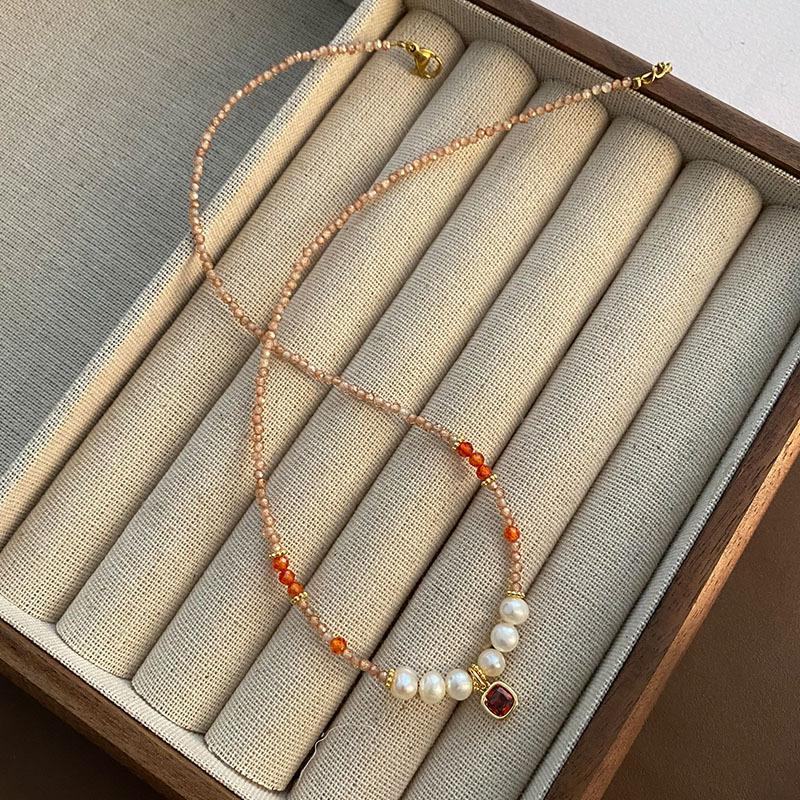 Vintage Niche Design Zircon Freshwater Pearl Beaded Pendant Clavicle Necklace For Women