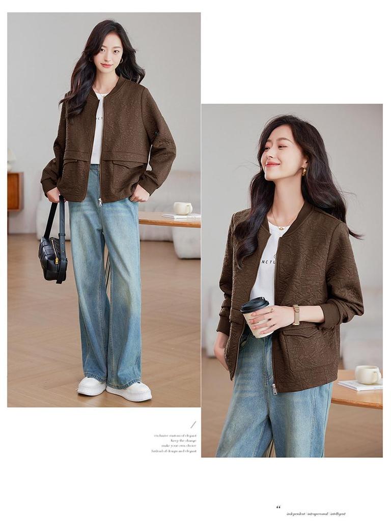 Plus Size Women's Casual Loose Round Neck Baseball Jacket - Short, Fat MM Style, Early Autumn 2024.