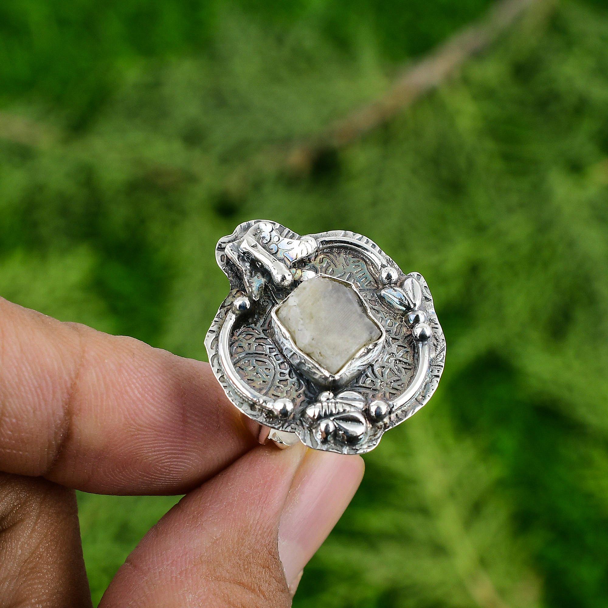 

Радужный лунный камень необработанный драгоценный камень эффектное кольцо ручной работы серебро 925 пробы Adjustable