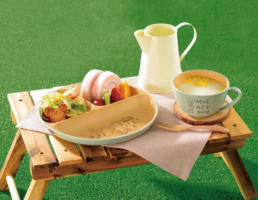 Kano Disney Mickey Adventure Antibacterial Set 50 (2 mugs, 2 lunch plates) Ivory/Green 17035