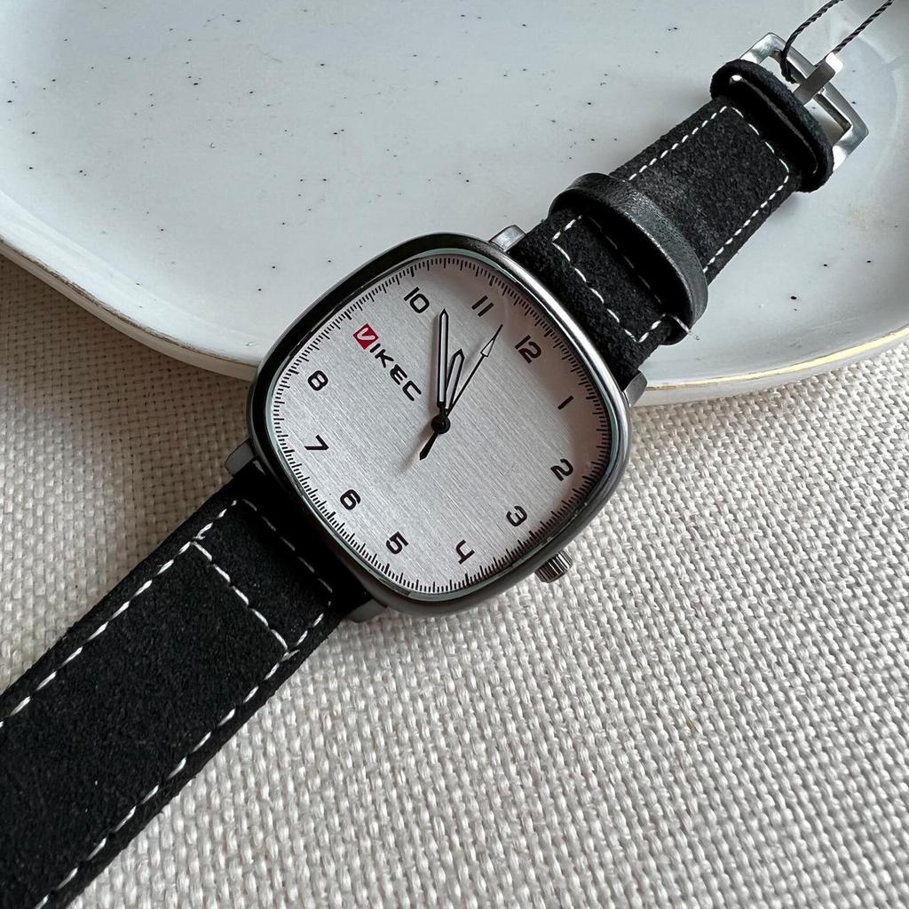 Relógio de Quartzo Casual Quadrado Grande com Pulseira de Tecido - Silencioso, Estilo Estudantil Neutro