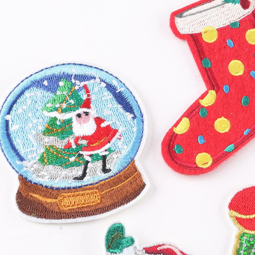 Embroidery Label Christmas Sequined Snowman Cloth Label Down Jacket Patch Sticker Decorative Decal Embroidery Cloth Sticker