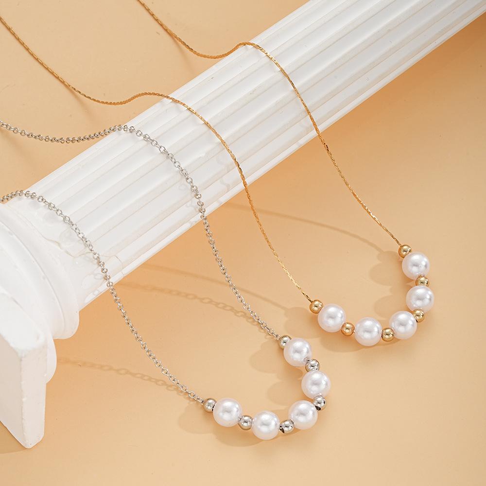New Ins Wind Pearl Necklace Women's Fashion High Design Sense Versatile Collarbone Chain Love Pendant Internet Celebrity Pearl