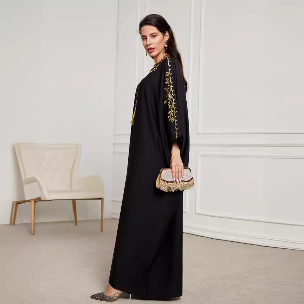 Elegant 2024 Dubai Middle Eastern Embroidered Robe Dress Cover-up