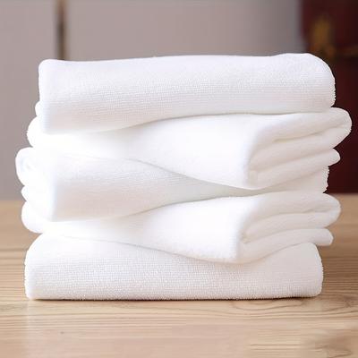 A Set of 5 Modern Microfiber Towels, Solid Color, Rectangular, Lightweight, Knitted Fabric, Suitable for Hotel and Travel Use