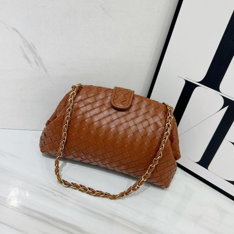 Vintage Classic Clip Chain Bag Cowhide Woven Bag Cloud Bag Underarm Shoulder Dinner Hand Shell Bag