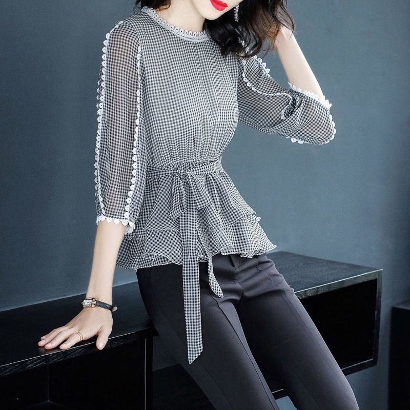 

Plaid Ruffles round Neck 3/4 Sleeves French Top Small Gingham S