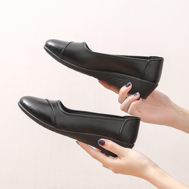 Medium shoes soft sole comfortable spring and summer single shoes new women's wedge heel work shoes casual work leather shoes