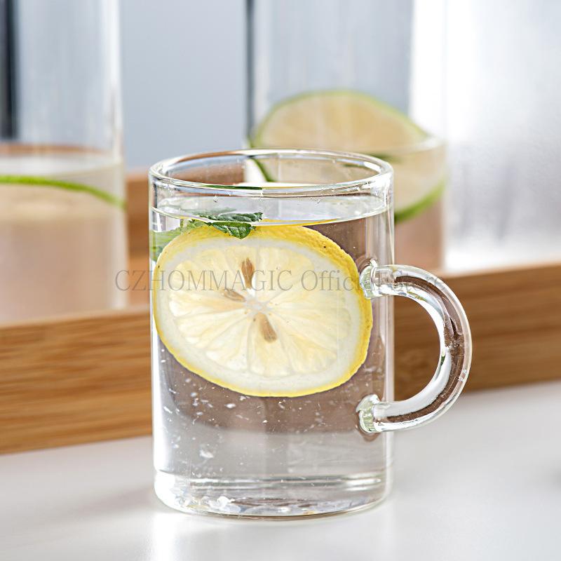 1.7L Glass Water Pitcher with Handle Bamboo Lid Heat Resisttant Cold Hot Kettle Large-capacity Tea Pitcher Water Juice Jug Cups