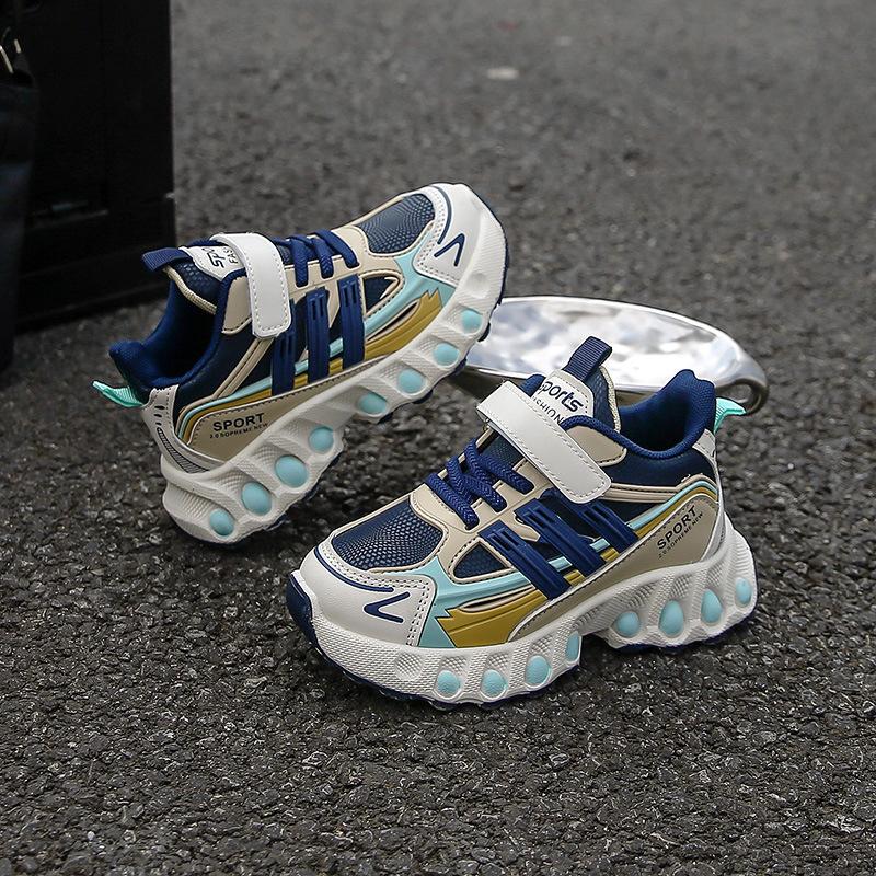 Boys' sports shoes 2025 spring and autumn new children's running shoes non-slip breathable soft sole lightweight girls' dad shoes tide