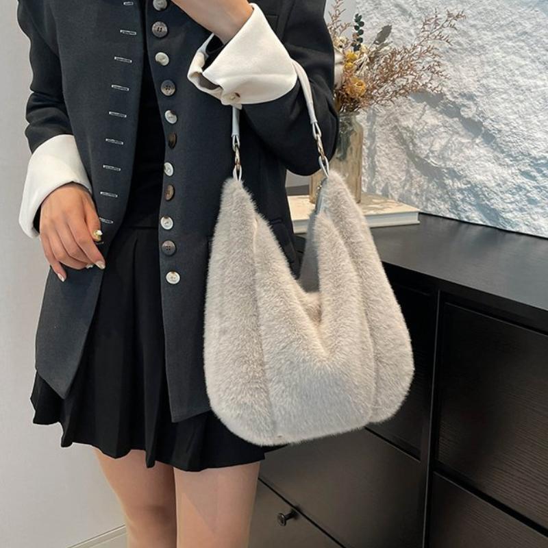 New Solid Plush Velvet Sweet Shoulder Bags Elegant Cute and High-end Tote Bags 2026 Versatile Crossbody Bag for Women