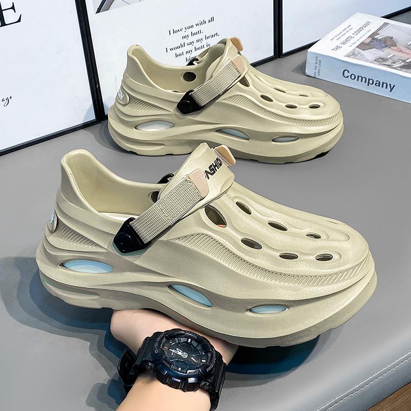

Casual Men S Lightweight Chef Clogs Waterproof Non Slip Breathable Work Shoes Closed Toe Soft Comfortable Sandals 45