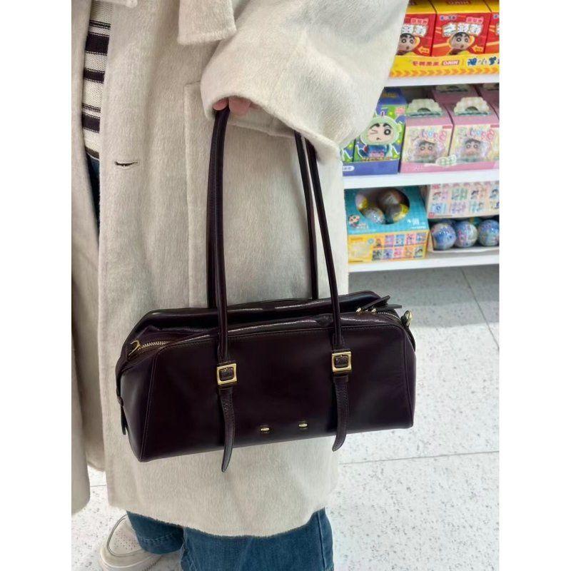 

Корейская ретро замшевая сумка для боулинга женская дорожная сумка на плечо премиальное ощущение декоративная пряжка ремня кофейная женская сумка