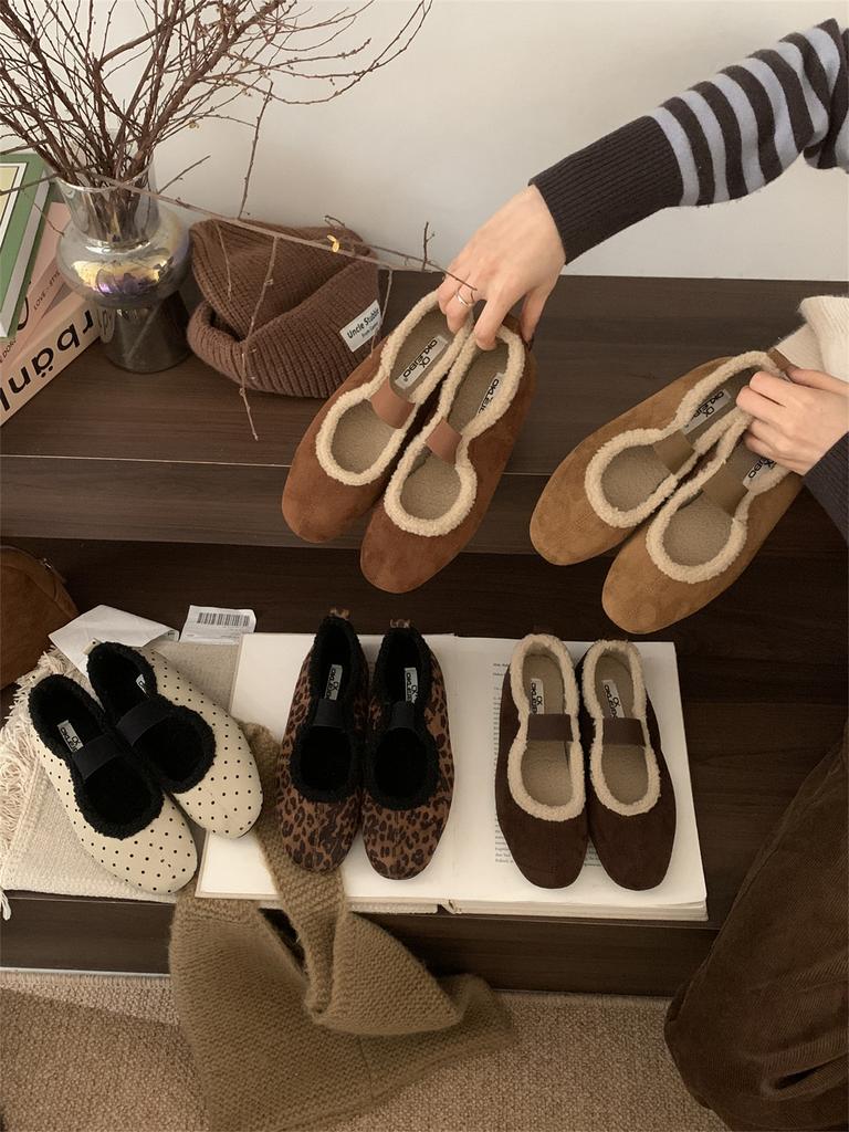 French Retro Evening Shoes Mary Jane Shoes Velvet Warm Lamb Wool Beanie Single Shoes Flat Brown Fluff Shoes
