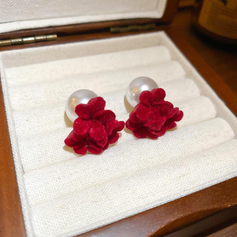 Silver Needle Flocked Round Square Stud Earrings: Elegant and Versatile High-End Jewelry