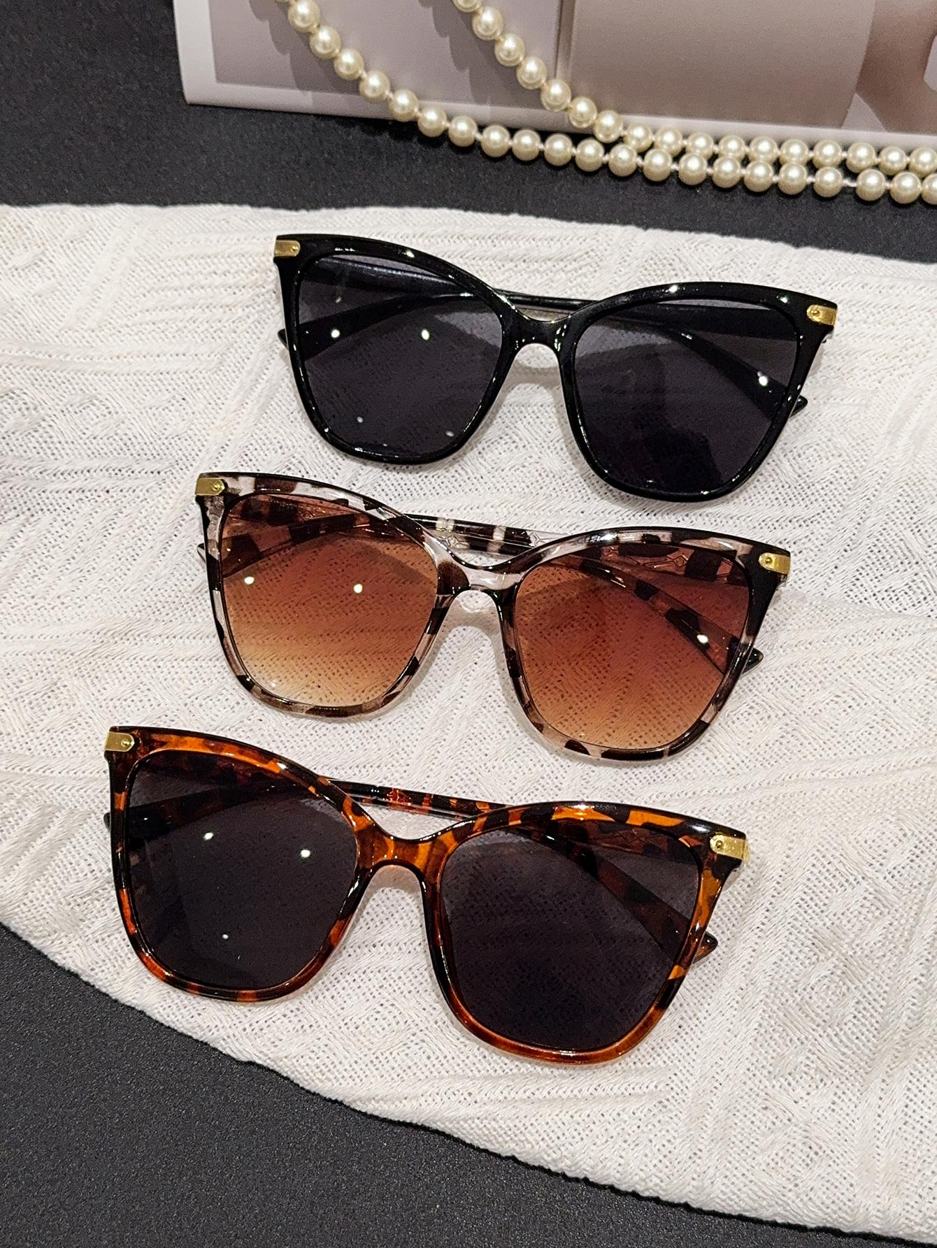 

3Pcs Fashionable Oversized Cat-Eye Frame Glasses Set, Suitable for Men and Women, Perfect Gift for Family and Friends