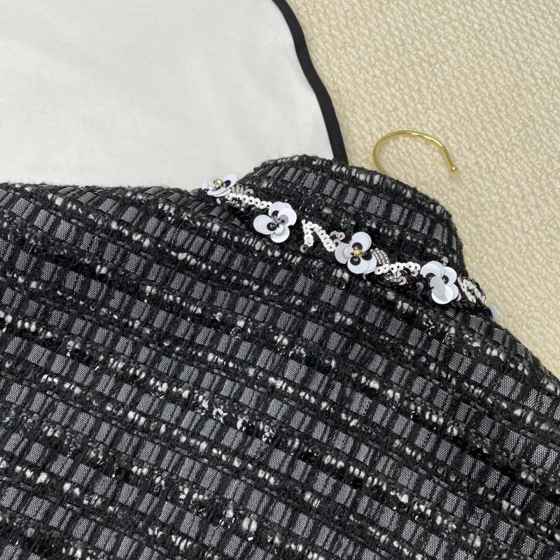 Womens 2026 Silk-Lined Short Stand Collar Jacket With Black White Sequin Trim Contrast Panel Detail