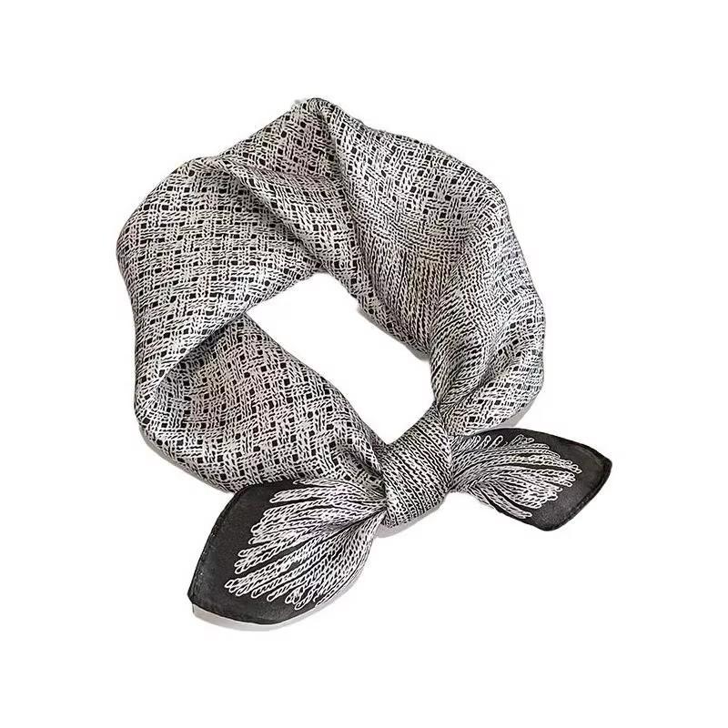 100% Natural Real Silk Scarf Women Bandana Square Scarves Wrap Kerchief Mulberry Spring Fashion Luxury Summer Beach Hijab