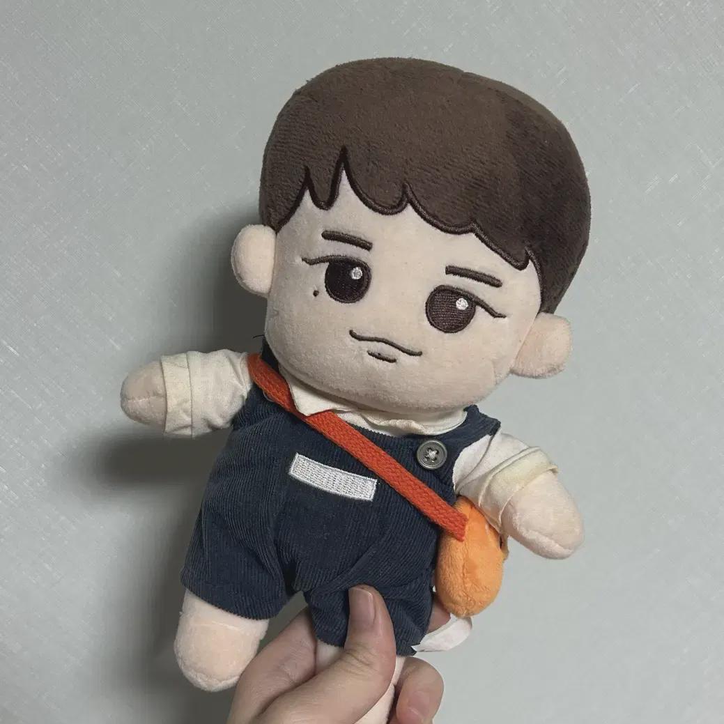 

Actor Lee Jong-seok Doll