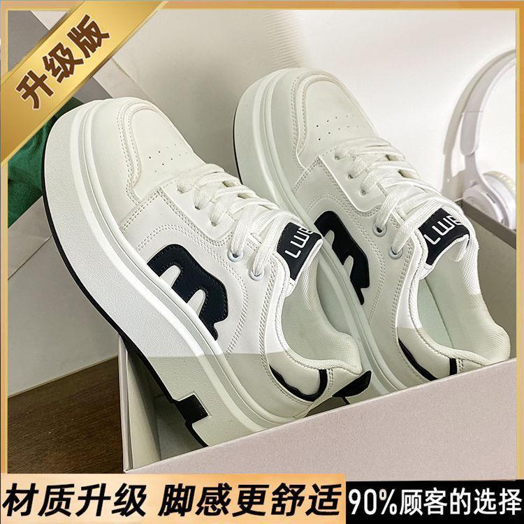 

Korean version of women s shoes in the spring of 2025, the new muffin bottom versatile little white shoes increase the height of casual board shoes 40 чёрный