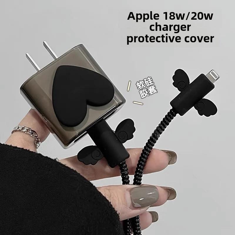 Schwarzes Herz 20W Apple Datenkabel Schutz für iPhone 14 Pro Max Schnelllader