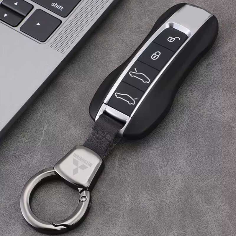 cwnqah1 cwmvjg1 Car Badges Keychain Key Chain Rings Keyring Accessories For Mitsubishi Pajero Outlander XL Montero Lancer Triton Galant Evo ASX