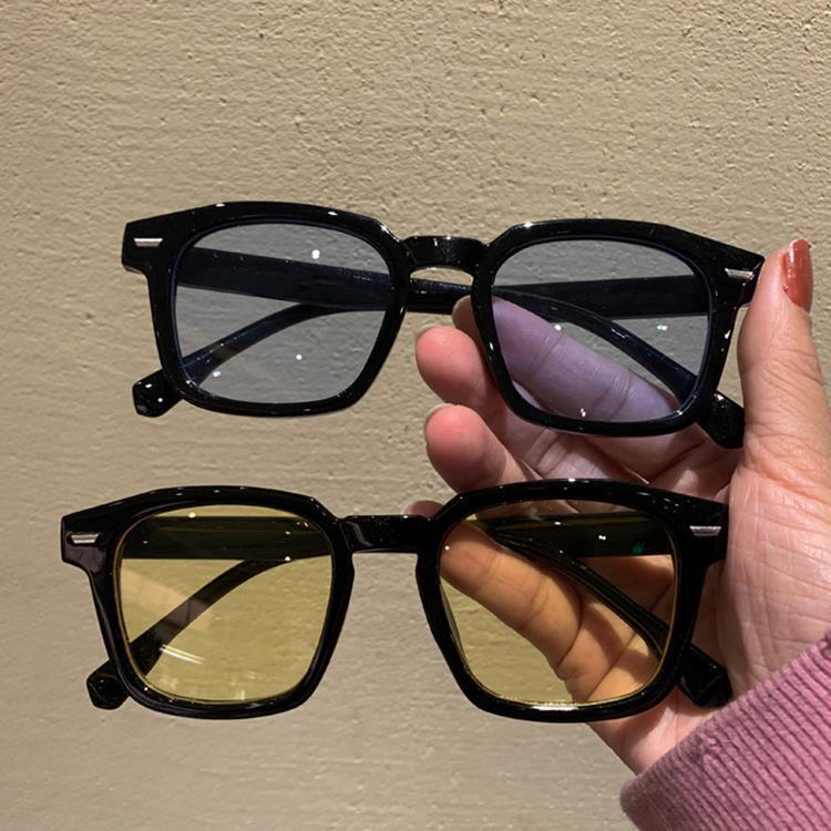 Korean Retro Women's Square Sunglasses with Stylish Rice Nail Design - Celebrity Style