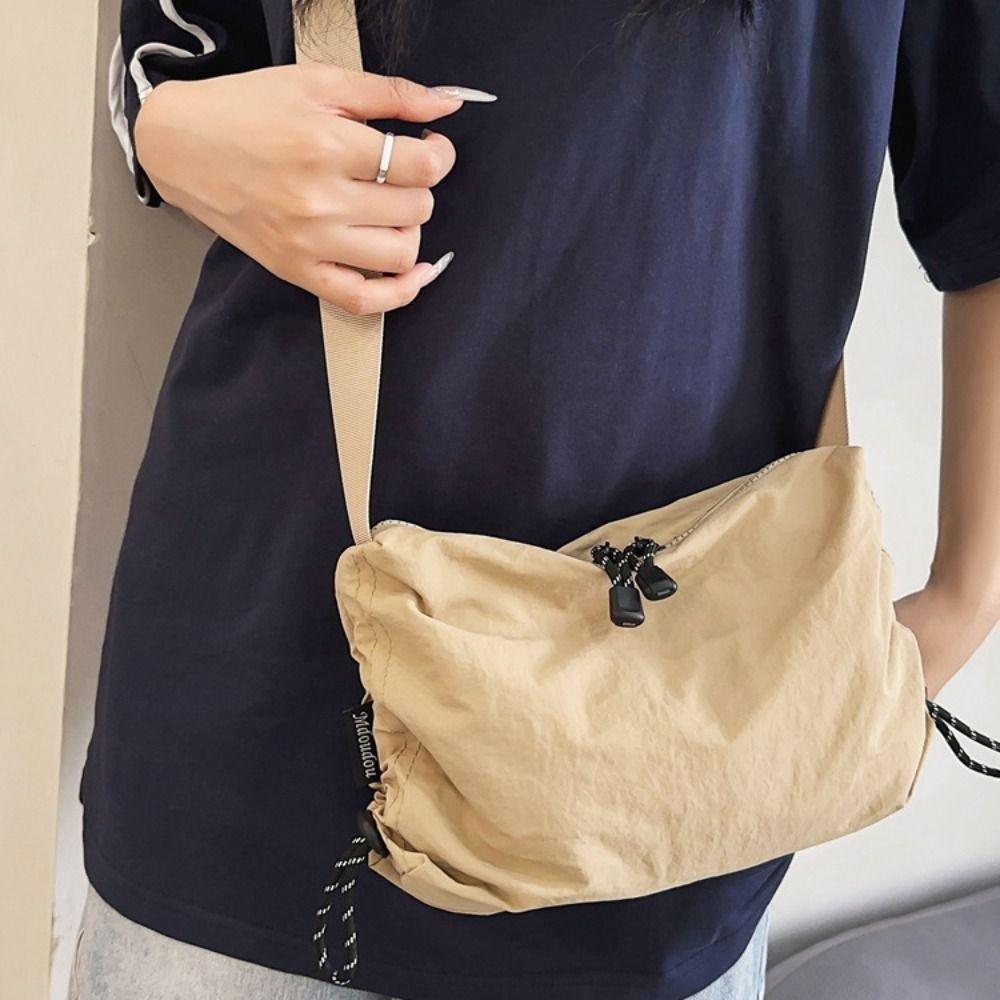 

Adjustable Shoulder Straps Drawstring Crossbody Bag Korean Style Small Bag Outdoor