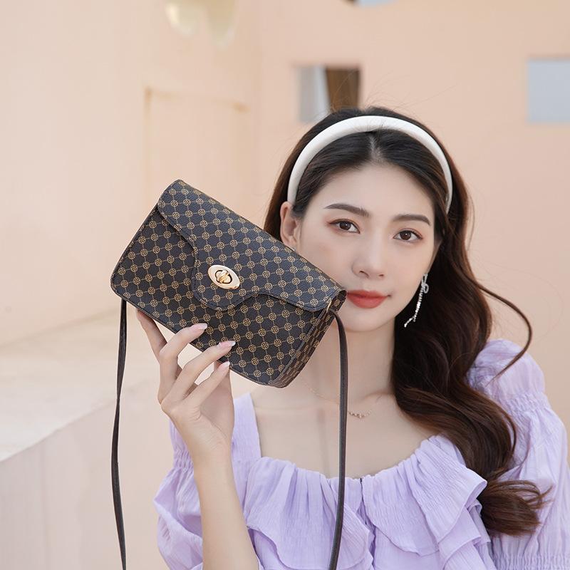 Multi Style Carry Bag for Daily Activities