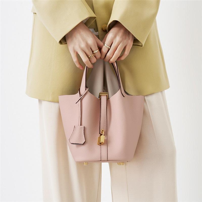 High End Leather Bucket Bag Large Capacity Messenger Bag Female Vegetable Basket Handbag Mommy Bag Bridal Wedding Bag