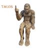 Middle Finger Sasquatch Figurine Resin Scissors Hands Savage Statue Sculpture Home Office Indoor Outdoor Garden Decoration Ornament