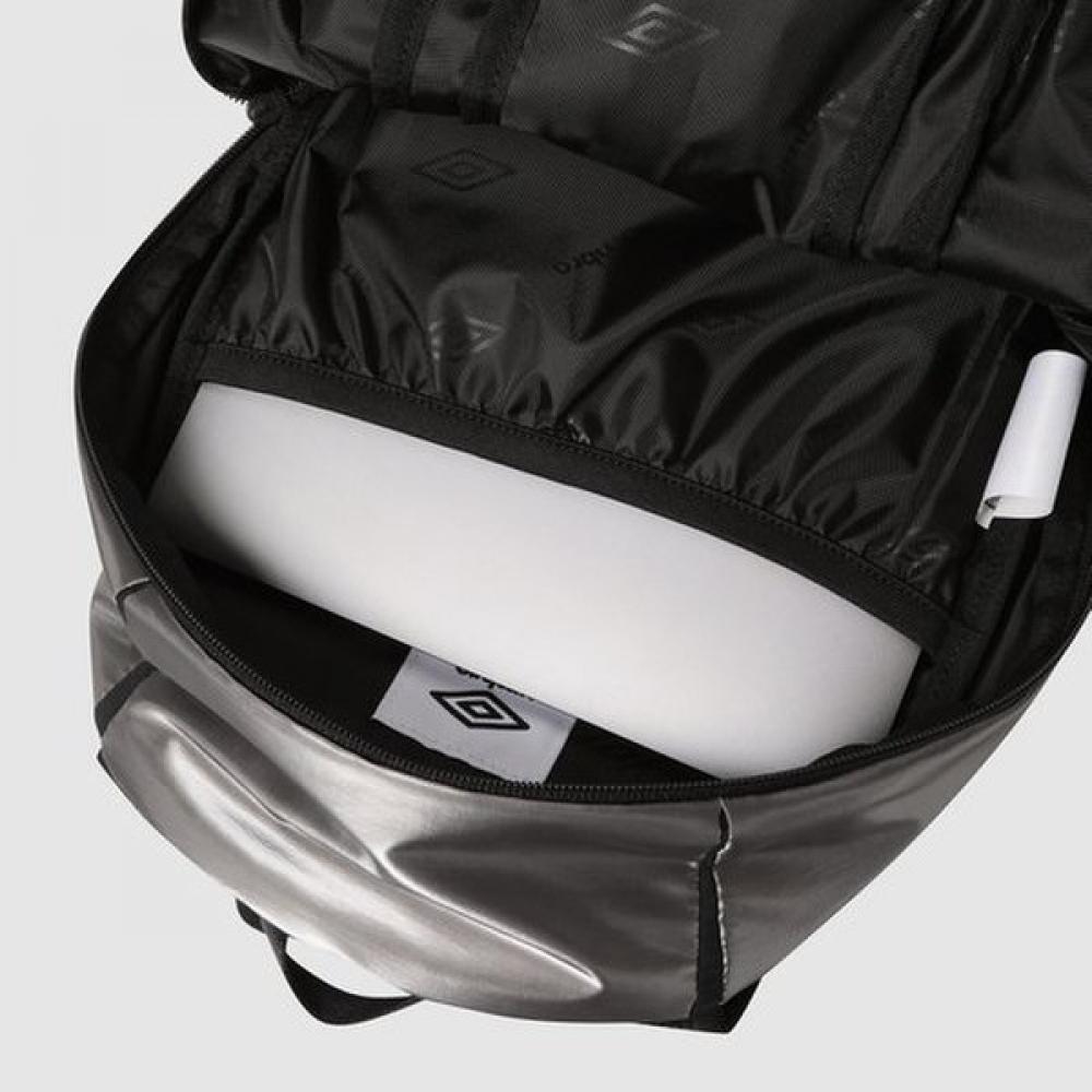 Umbro Lightweight Backpack 18l Uq123cbp31