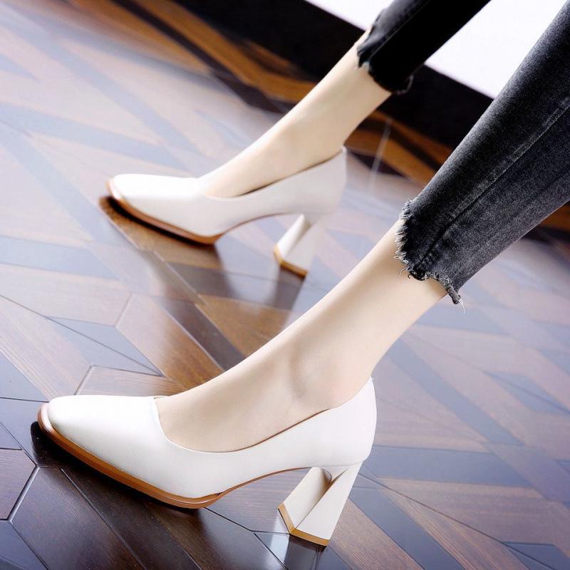 Professional OL square head black high heels spring 2025 new temperament women's medium heel work shoes thick heel single shoes