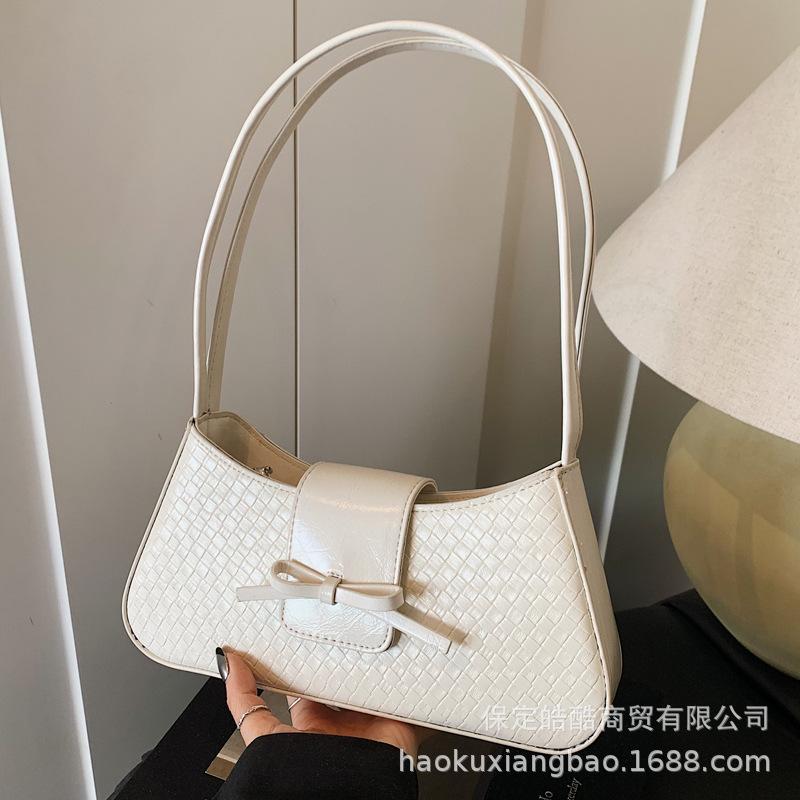 Premium Sense Niche Bag Women's 2025 New Spring and Summer Versatile French Woven Portable Shoulder Bag Underarm Small Square Bag