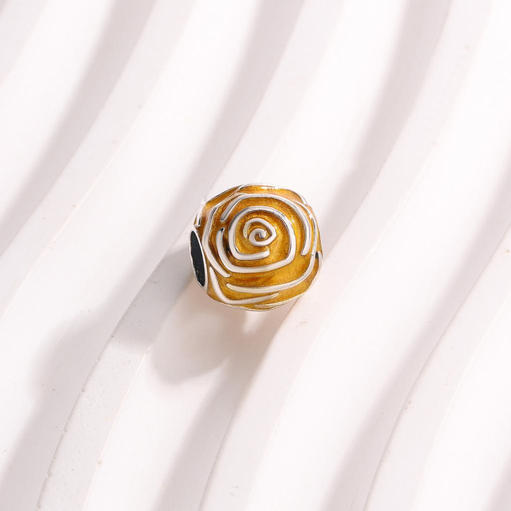 Panjia White Copper Silver-plated Pendant Pink Five-leaf Petals Gold Rose Beaded DIY Bracelet Accessories Fashion