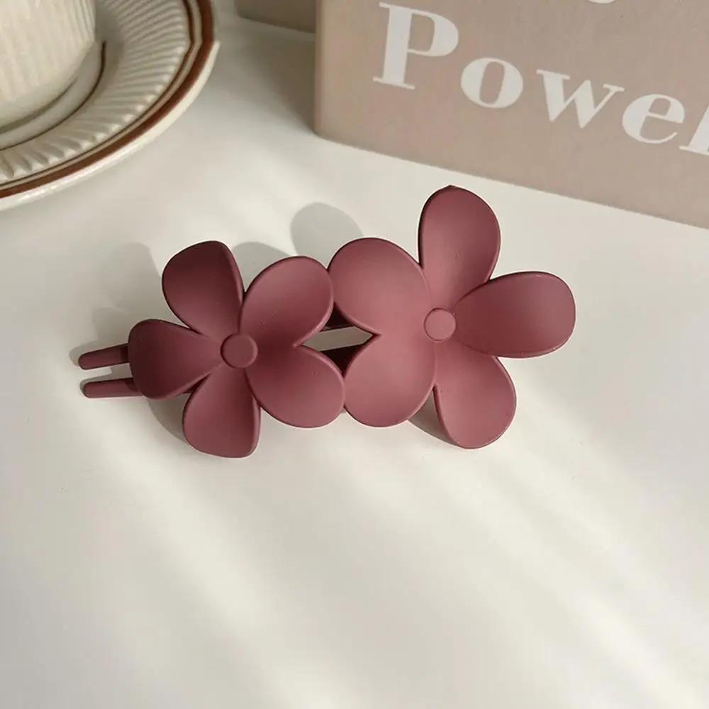 Frosted Flower Hair Clip Claws Matte Hair Claw Clips for Women Girls Thin Thick Curly Girls Kids Hair Accessories Barrettes