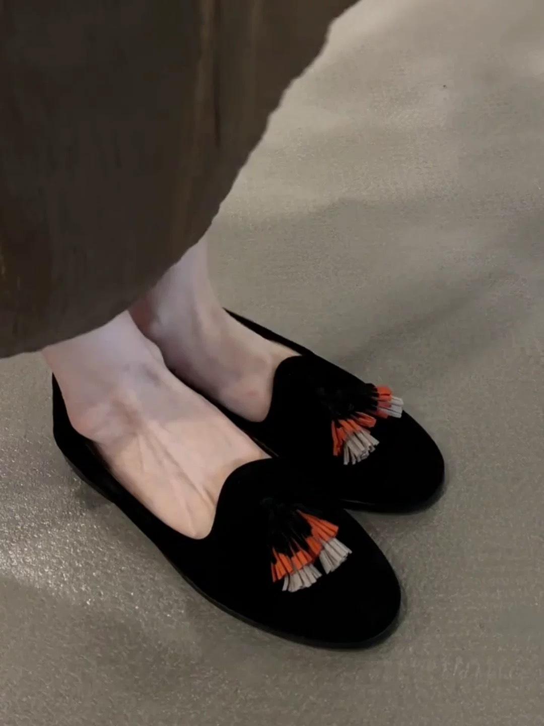 

Fan Gui~ Dune Yadan! Skinny V-mouth inner height-increasing boots women s retro Maillard Martin boots 40 чёрный