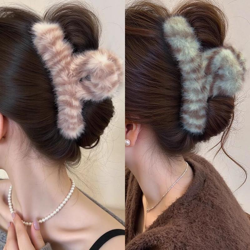 Plush Hair Clip Autumn Winter Woman Hair Accessories Large Shark Clips Fashion Girls Headwear Korean Female Headdress