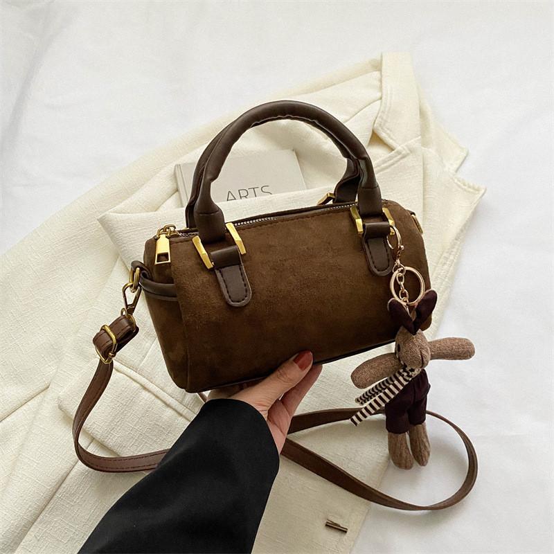 Trendy Women's Square Bag 2024 New Handbag Simple Retro Shoulder Bag Street Fashion Casual Shoulder Bag