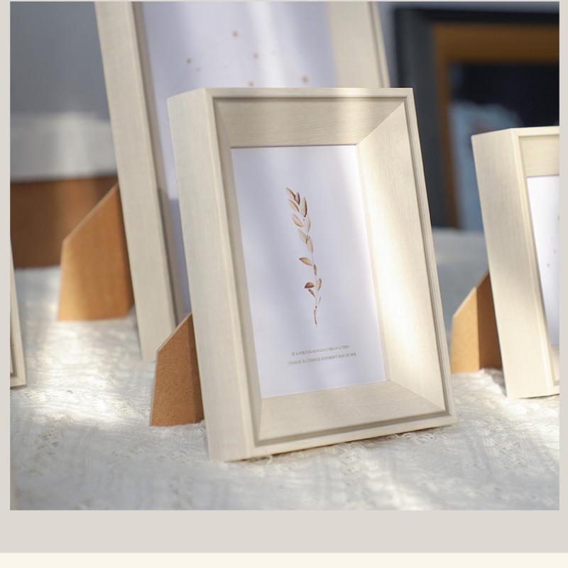 Modern Style Photo Frame Nordic Picture Frames Retro Resin  with Stand  Vertical Display for Living Room or Bedroom Decor