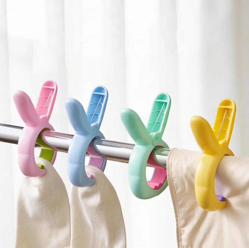 4Pcs Beach Towel Clips for Beach Chairs Cruise Durable Plastic Clips for Lounging Pool Use Large Clothespins for Hanging Clothes