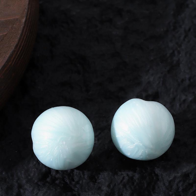 

Mori sweet temperament small fresh color dripping Doudou stud earrings high sense light luxury niche personality INS earrings environmentally friendly thick silver plating світло-синій колір