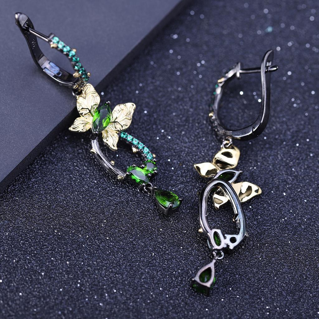 Boucles d'oreilles papillon design style naturel en argent s925 avec pierres précieuses naturelles et diopside