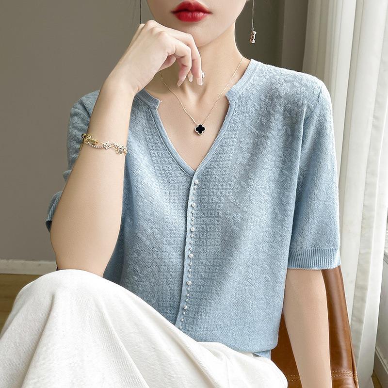 

Женская летняя новая футболка с коротким рукавом из ледяного шелка, V-образный вырез, бисероплетение, рубашка с темпераментом Ян, универсальный полый вязаный крючком трикотаж XL небесно-голубой