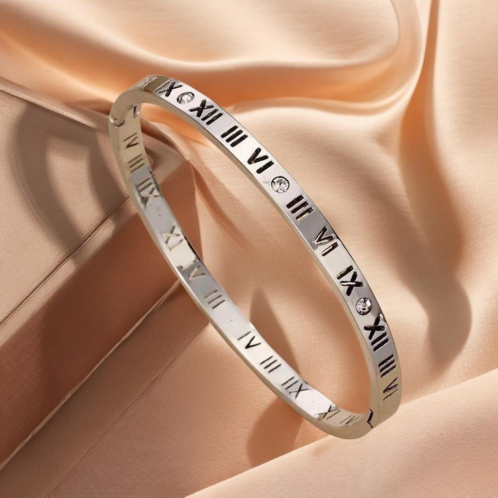 High-End Women's Stainless Steel Bracelet - Non-Fading, Titanium Steel, Elegant Buckle Jewelry
