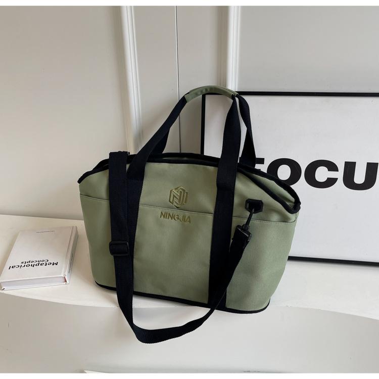 

Новая универсальная сумка-мессенджер для поездок на работу, трендовая сумочка в спортивном стиле, уличная многофункциональная дорожная сумка большой вместимости One size зелёный