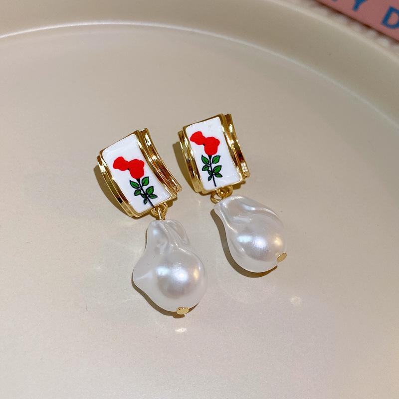 Mori sweet diamond-set love flower earrings temperament small fresh stud earrings personality cute girl heart earrings